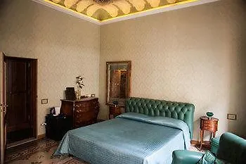 Отель Cavour 10 Флоренция