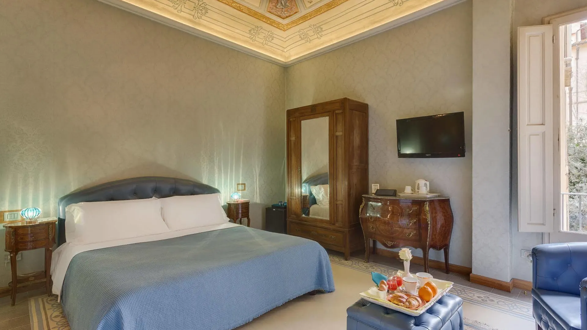 Отель Cavour 10 Флоренция Италия