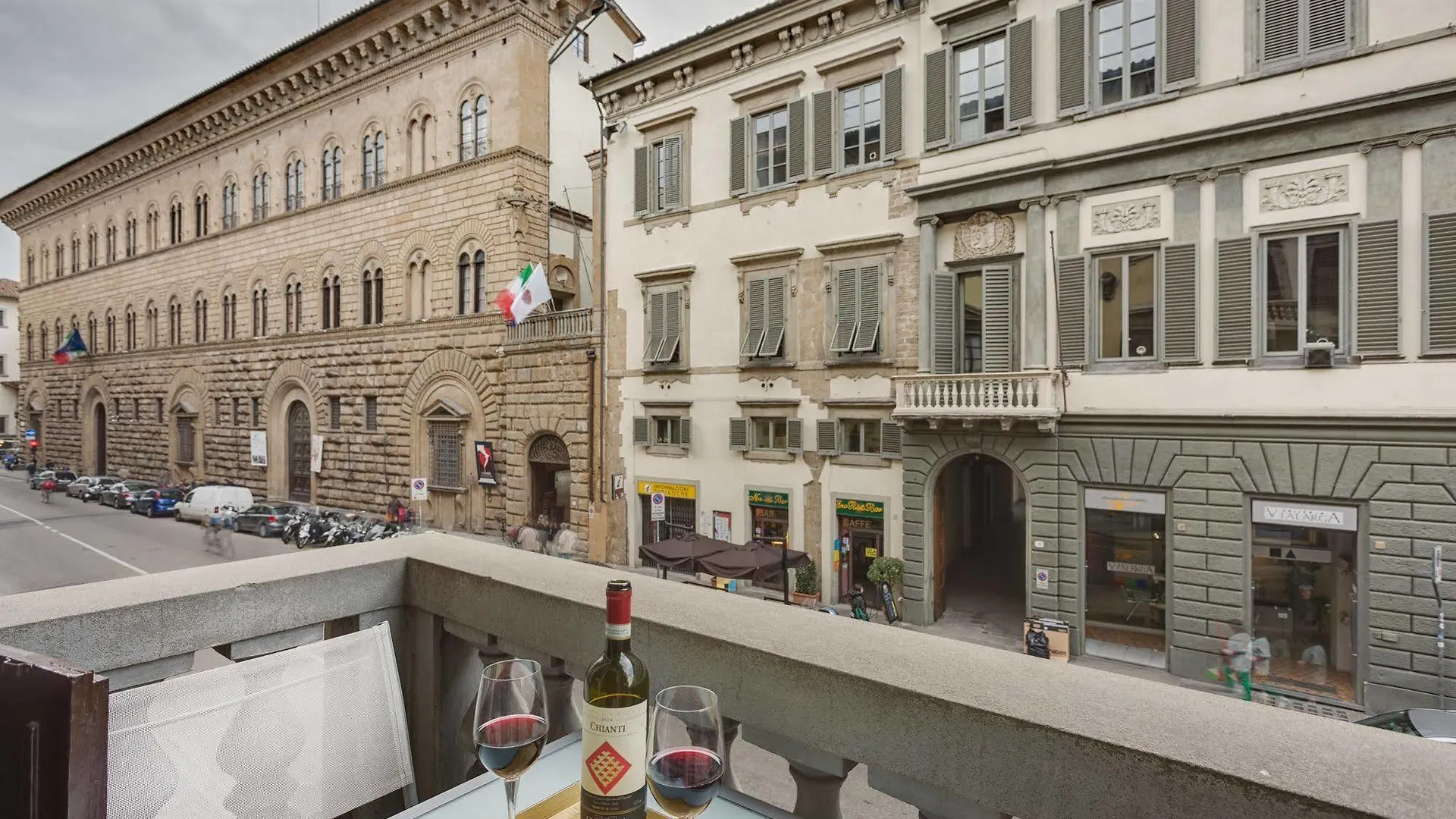 Отель Cavour 10 Флоренция